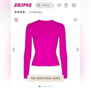 SKIMS Fits Everybody Long Sleeved shirt